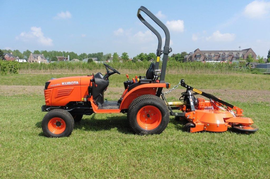 Kubota B2420 mit Perfect Mäher