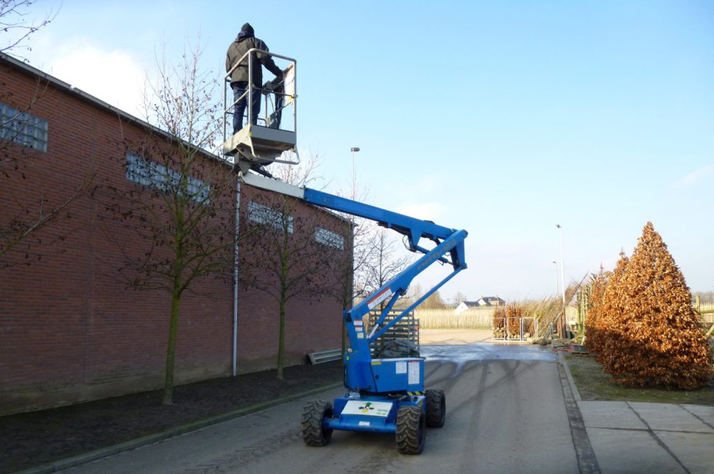 Nifty HR12 4X4 unebenes Gelände Hebebühne