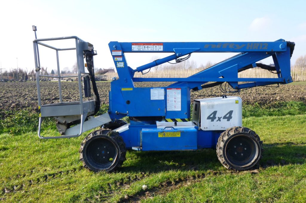 Nifty HR12 4X4 unebenes Gelände Hebebühne