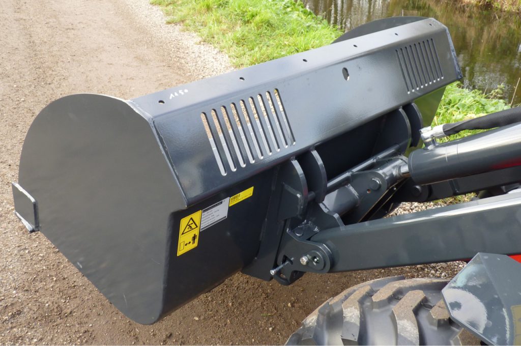 Norcar Knicklader XC755