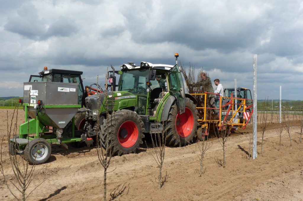 PL-40 F2 mit Lochbohrer für Betonpfähle