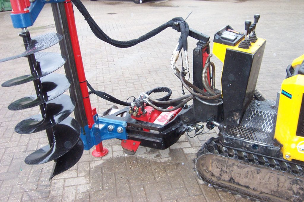 Erdbohrer an Pazzaglia FZ
