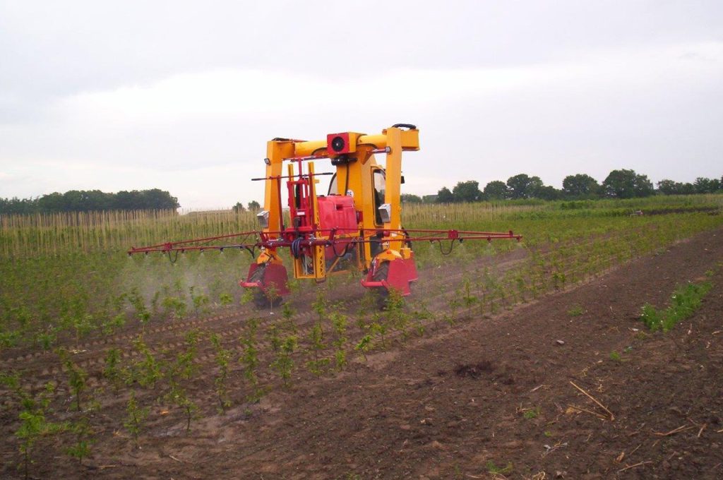 Horizontale Spritzegestänge