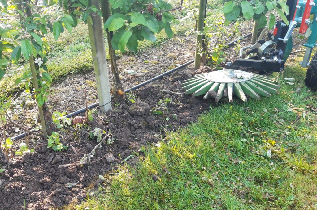 Rollenhaken und Fingerhacke auf SB compact Rahmen