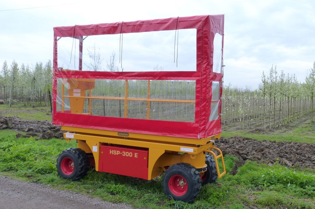 Plane Aufbau HSP-300 E