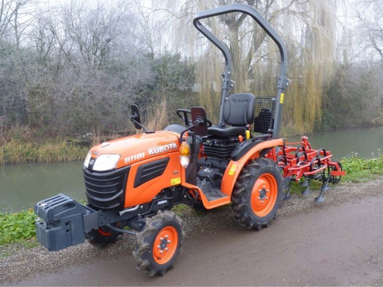 Kubota B1181