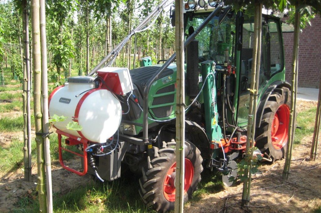 2x LVS Streuköpfe Aufbau auf Fendt